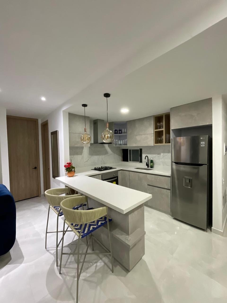 Eleva Tu Estadia: Moderno Con Toques Unicos En La Mejor Ubicacion - Tolima Apartment Ibague